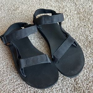 teva sanders black